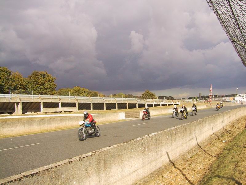 Sunday-Race